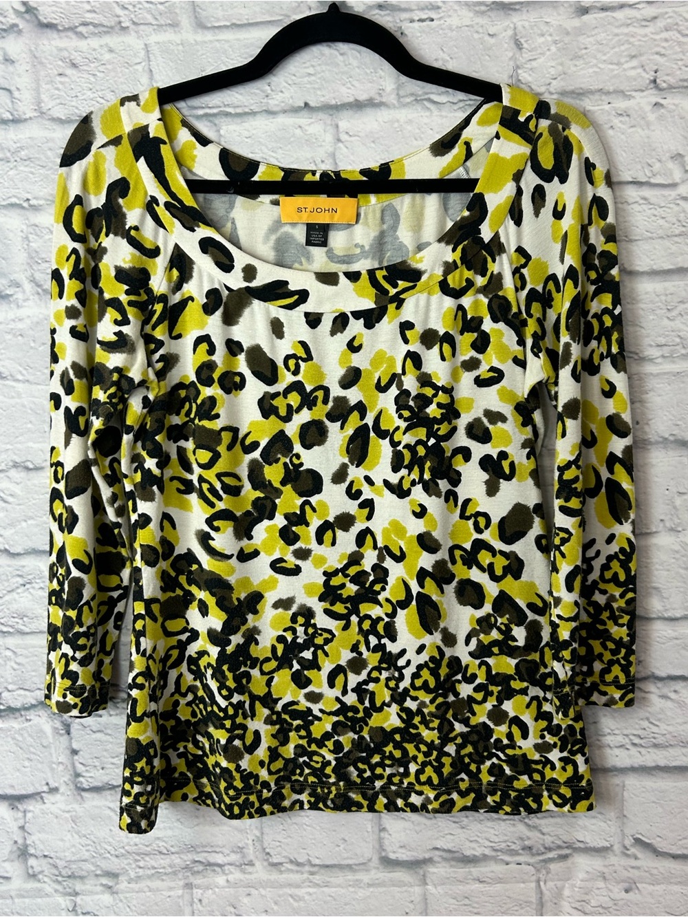 St. John Size S Yellow Black Animal Floral Print 3/4 Sleeve Knit Top Made USA